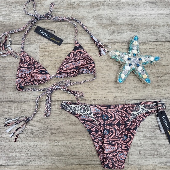 $55 - NWT Anthropology Gypsy 05 Sand Reversible 2pc swimsuit - Picture 2 of 3